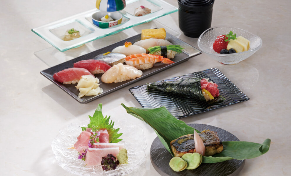 New Year's and Year-End Party Plan with Sushi and Seafood