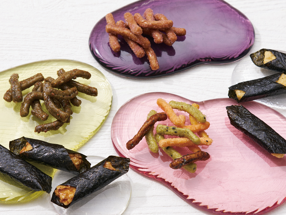 Karinto (Japanese fried dough snack) and Nori-wrapped fried rice crackers, small bag gift set